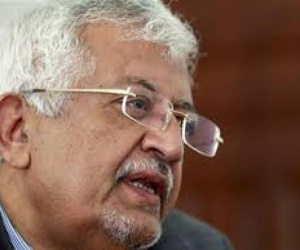 الدكتور ياسين سعيد نعمان :لم نفتح الدفاتر حتى الآن حرصا على تماسك الشرعية في مواجهة الانقلاب (حوار)
