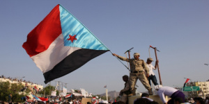 العرب اللندنية: المقاومة الجنوبية تغلق أبواب عدن بوجه الرئيس اليمني وحكومته.