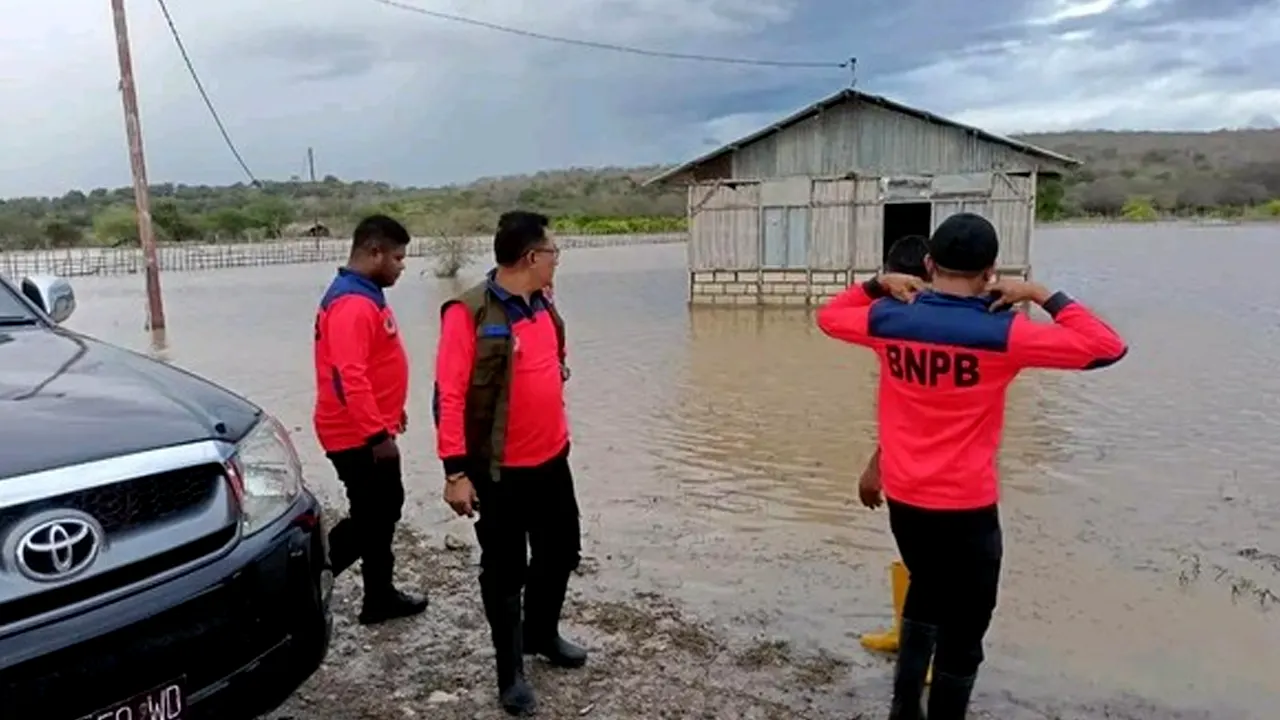 Puluhan Rumah Terendam Banjir Akibat 2 Hari Hujan Lebat di TTS