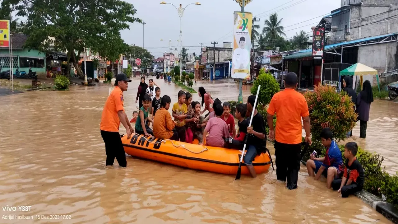 140 Kepala Keluarga Rokan Hulu Riau Terendam Banjir Akibat Sungai Batang Lubuh Meluap